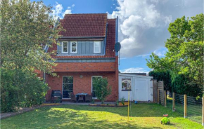 Stunning home in Friedrichskoog with WiFi and 3 Bedrooms
